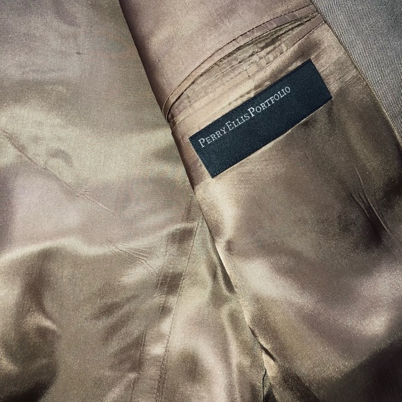 Perry Ellis Portfolio - Picture 7 of 9